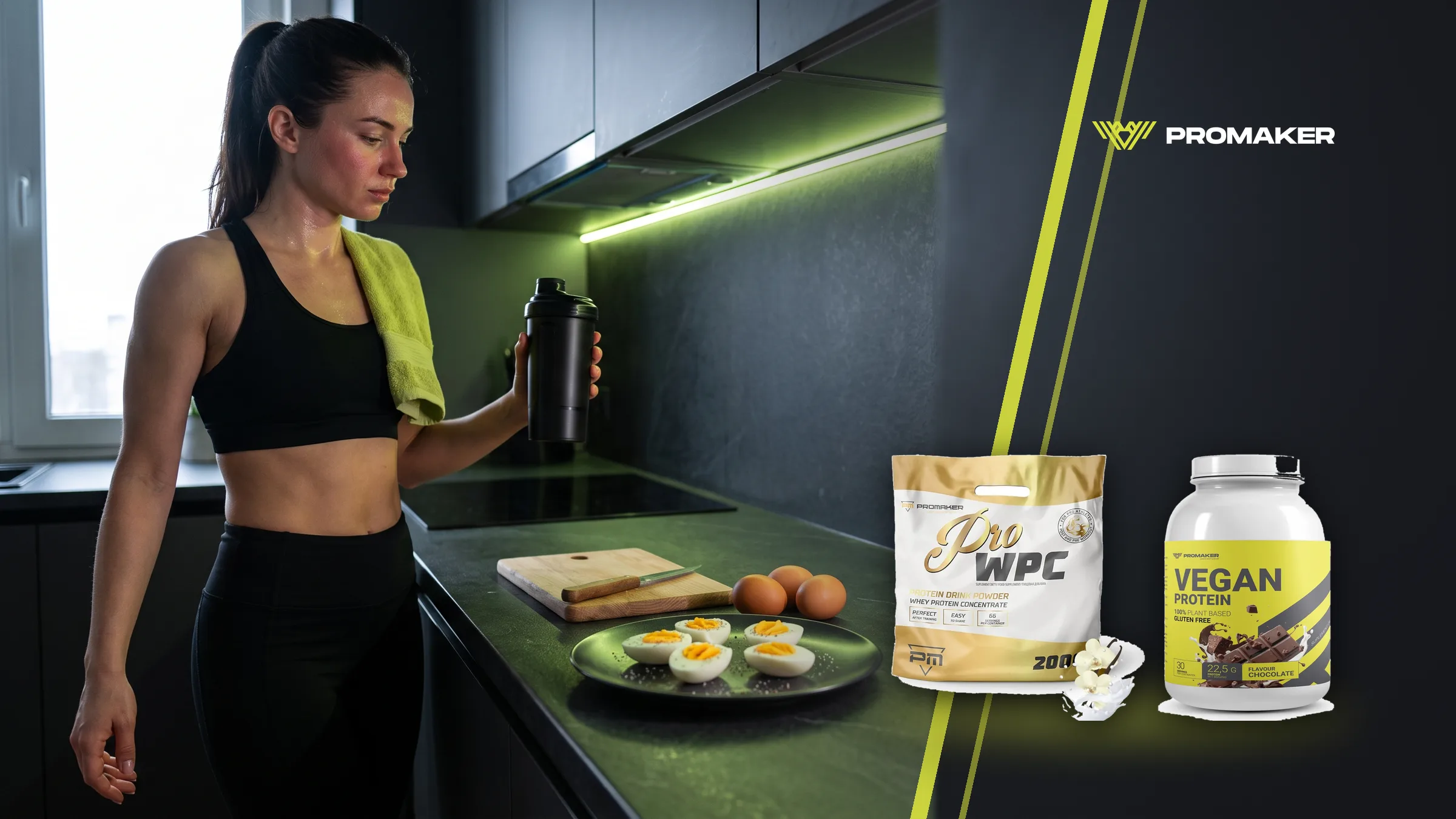 Ile białka ma jajko: kobieta po treningu z shakerem, talerz przekrojonych jajek na twardo; obok Pro WPC i Vegan Protein